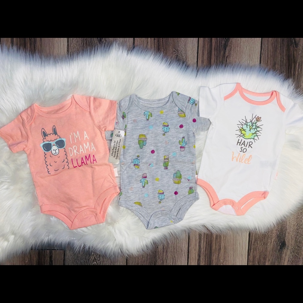 New baby onesie set